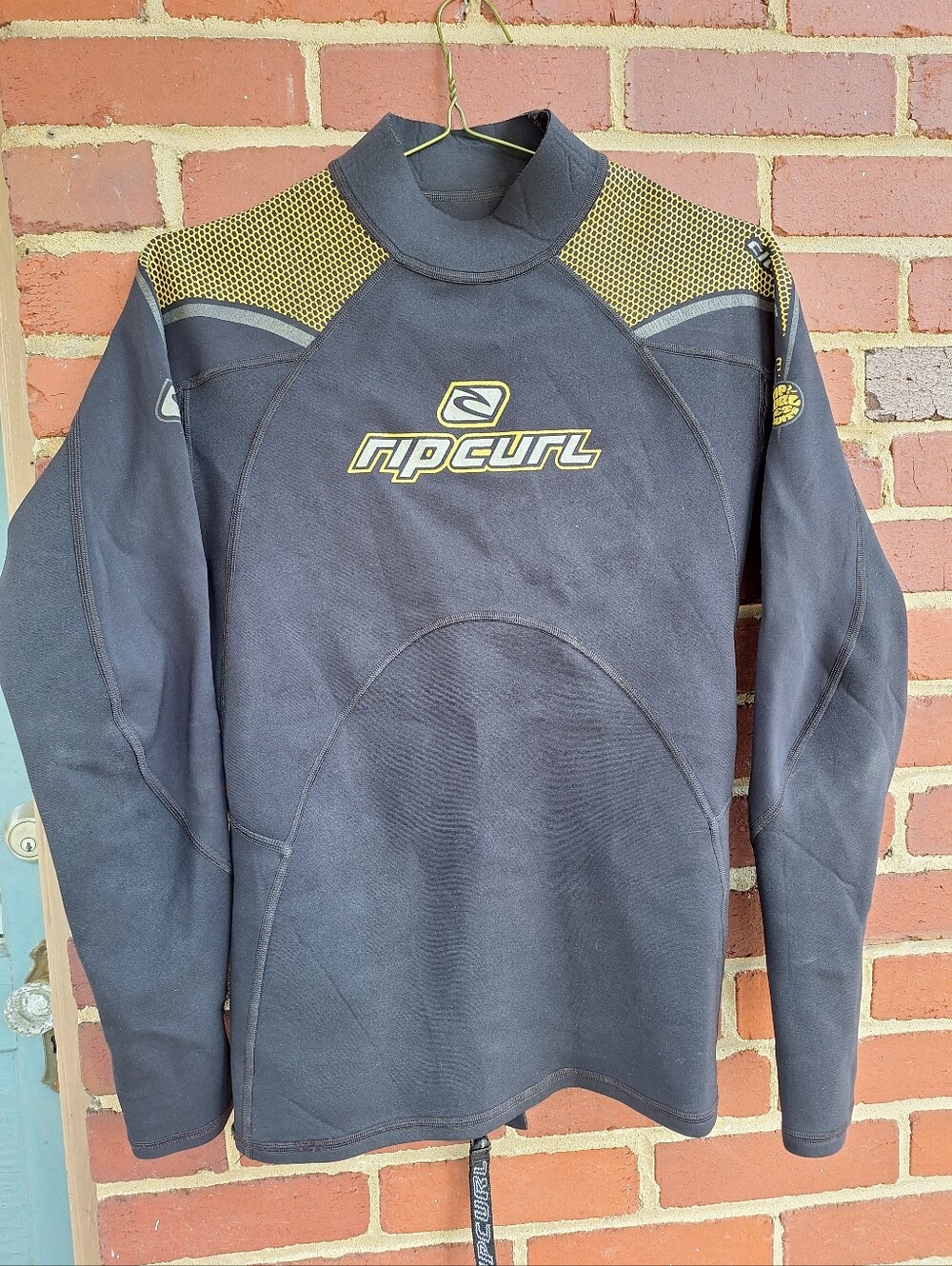 Rip Curl Men's Long Sleeve Wetsuit Top Jacket - Black/Yellow Honeycomb - Size XL